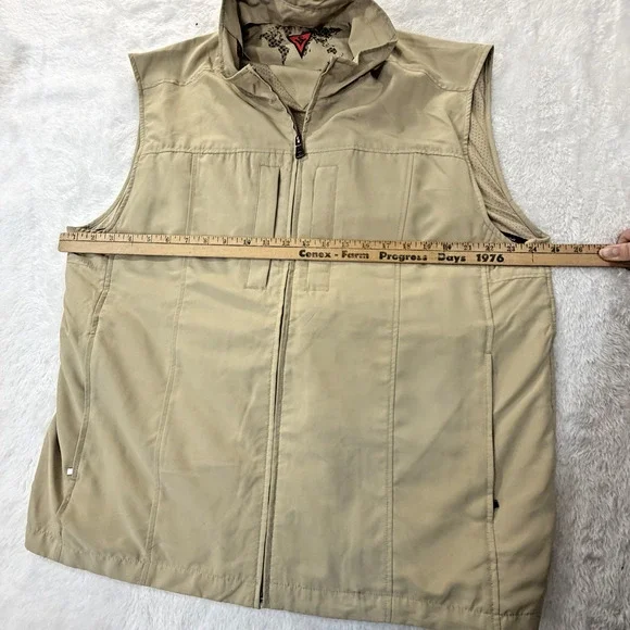 Scottevest Vest Mens XL The 101 Tec Pockets Beige Lightweight Hiking Travel - Picture 7 of 16